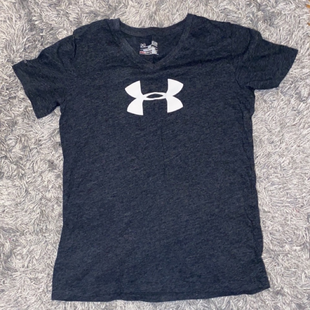Under Armour T - Shirt Dark Grey and White